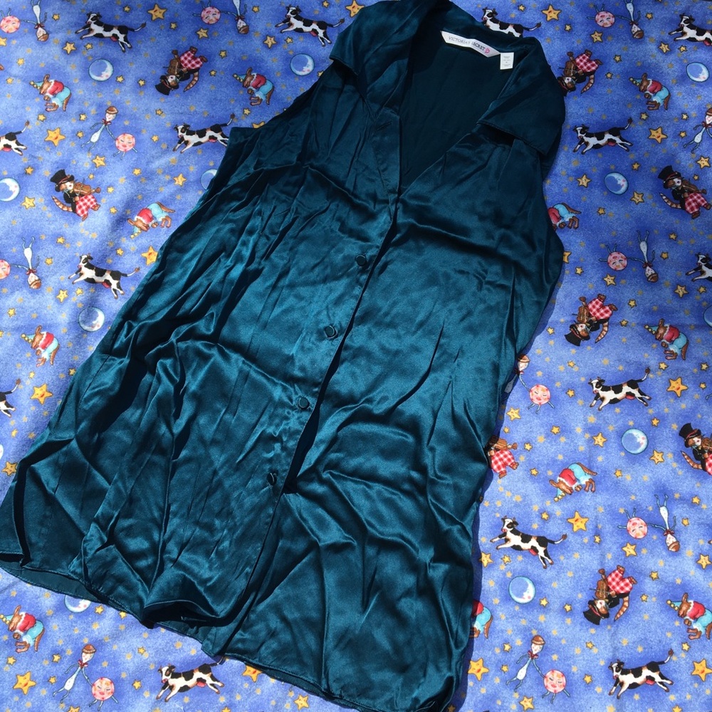 victorias secret vintage button down night gown